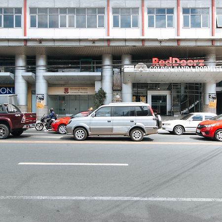 Reddoorz Plus @ E Rodriguez Corner Banawe ケソンシティ エクステリア 写真